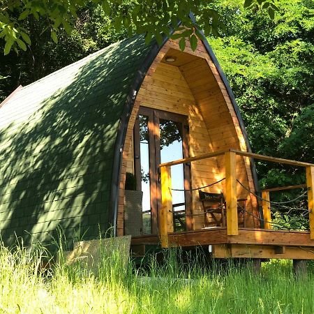 Апартаменты Glamping Jezero Чачак Экстерьер фото