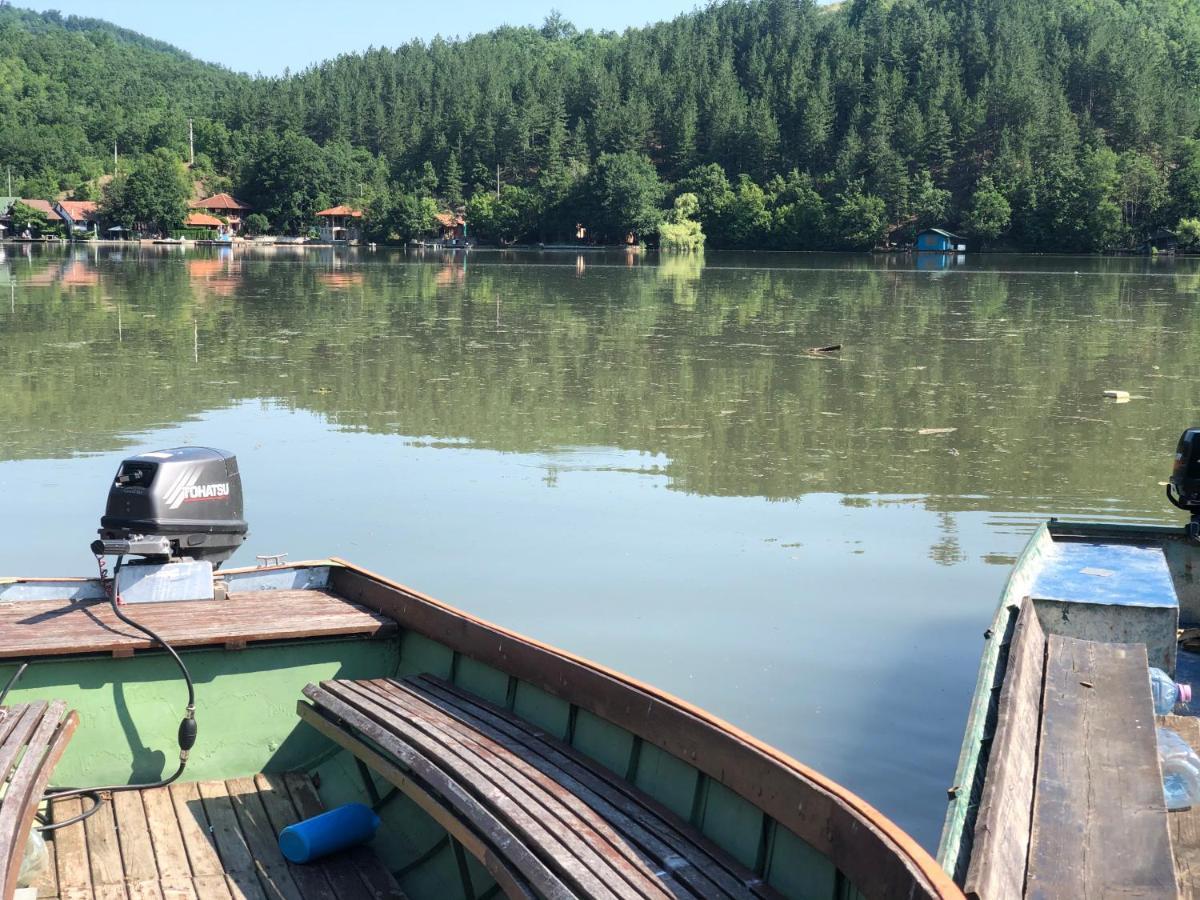 Апартаменты Glamping Jezero Чачак Экстерьер фото