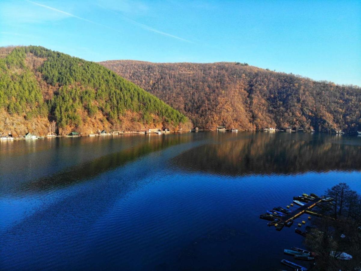 Апартаменты Glamping Jezero Чачак Экстерьер фото